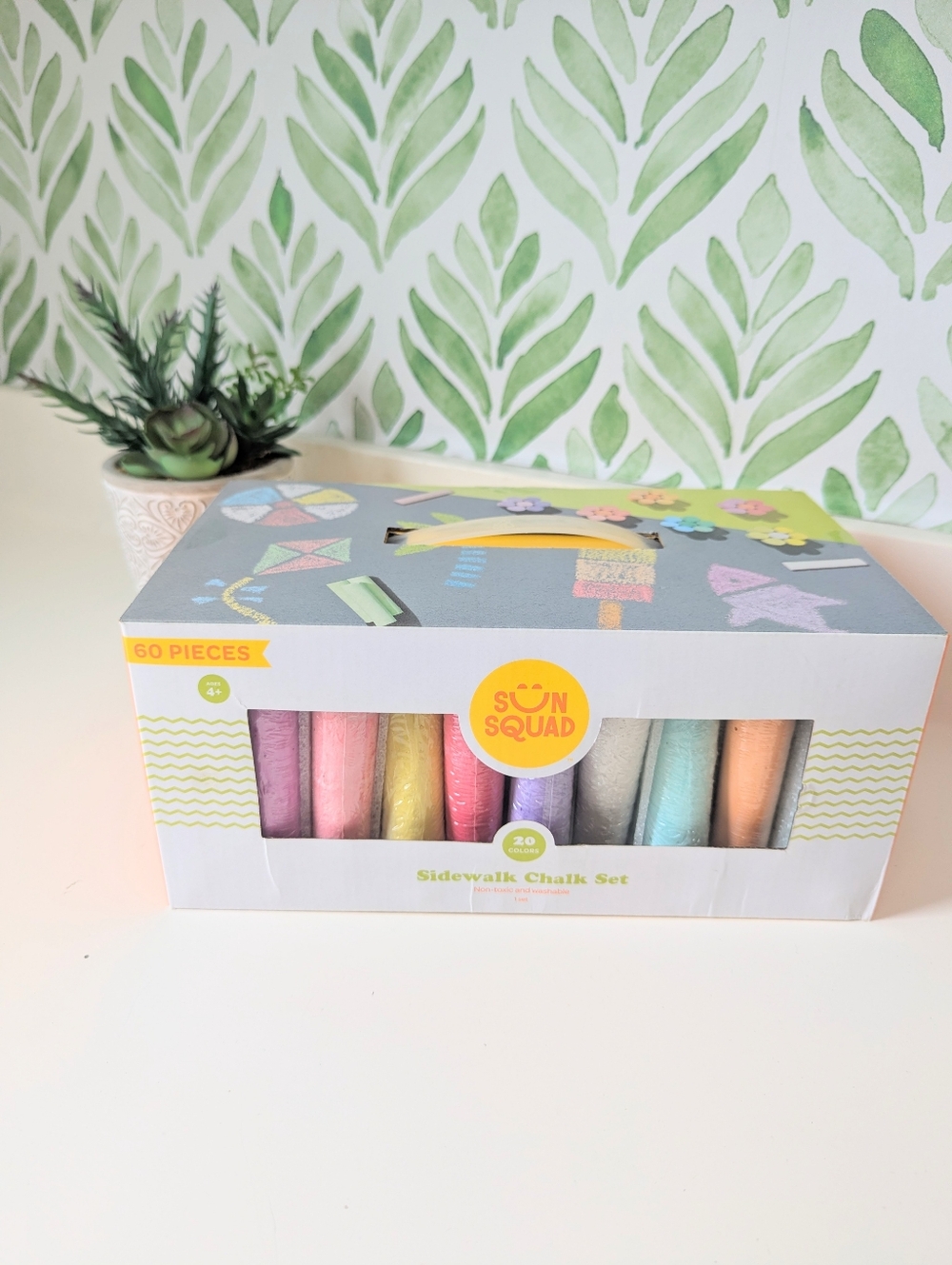 Sun Squad Pastel Sidewalk Chalk Set - 60 Pieces New!